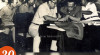 Foto Menteri Bidang Ekonomi, Keuangan, & Industri, Sri Sultan Hamengkubuwono IX beserta Sri Paku Alam dan Gubernur Jawa Tengah, MayJen Munadi, sedang mengadakan pengarahan di Kabupaten Magelang, 20 Januari 1969. Saat Peristiwa Bencana Alam Gunung Merapi